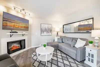 Image de Birch Bay Condo w Hot Tub and Cozy Patio - 108
