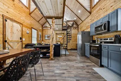 Image de Hot Tub (Private) | Dogs Ok | FirePit | MuirValley | Hiking