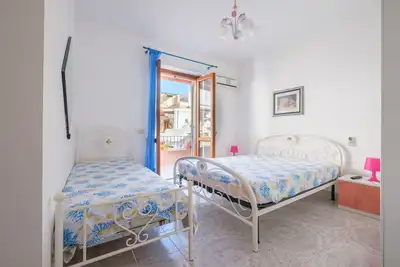 Image de Appartement de vacances \"Case Vacanza Armando Bilo Filicudi\" avec terrasse partagée et Wi-Fi