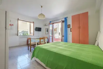Image de Appartement de vacances \"Case Vacanza Armando Mono Alicudi\" avec balcon, terrasse partagée et Wi-Fi