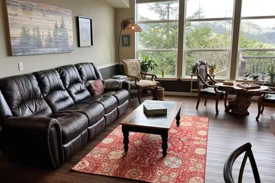 Image de Rogue River Game House