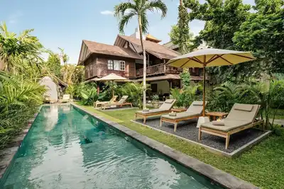 Image de Legian 6br Villa 16px Big Group Walk to 66 Beach