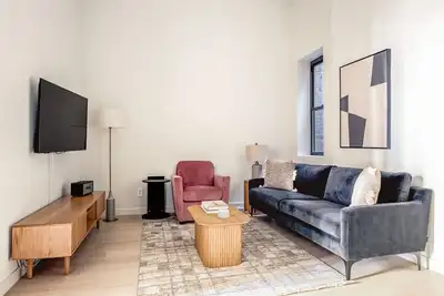 Image de Nice Uws 2br w/ Elevator & In-Unit W/D, nr Central Park, by Blueground