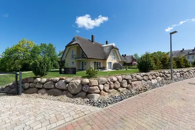 Image de Strandvilla Babette - Balo A, Direkt am Meer, mit Sauna - Haushälfte A