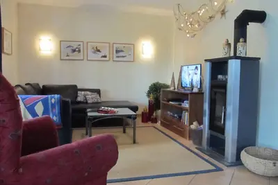 Image de Gehobene Ebenerdige Ferienwohnung Direkt am Deich in Fedderwardersiel