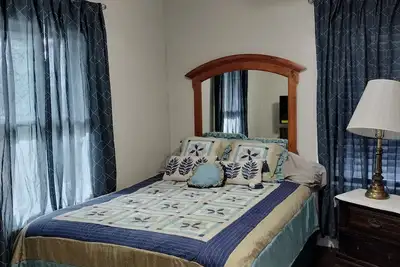 Image de Experience football fun! 4br/2Bath Independence retreat near Arrowhead