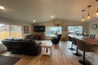 Image de The Modern Moose. A Ranch home close to airport.