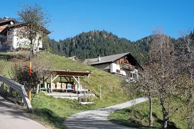 Image de Ferme 'Innerjerberhof Sunnseit' avec vue sur les montagnes, terrasse partagée et Wi-Fi