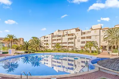 Image de Appartement 'Marinesco 2' avec piscine partagée, Wi-Fi et climatisation