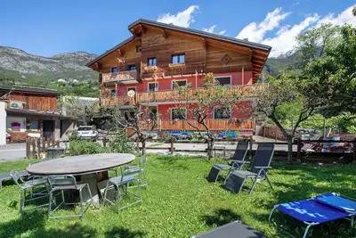 Image de Appartement \"Casa Michod - Nonno Marcel\" avec vue sur les montagnes, jardin partagé et Wi-Fi