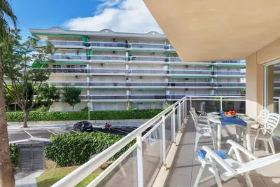 Image de Joli appartement pour 6 personnes avec climatisation, piscine, Wifi, Tv, terrasse et vue panoramique