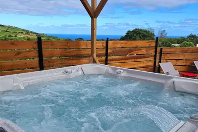 Image de Le Cyprès, piscine, jacuzzi et billard