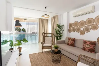 Image de Stunning Designer Apartment, Wiffi, Pool And Sea Views