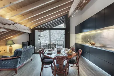 Image de Appartement pour 6 personnes au centre de Chatel mais au calme.