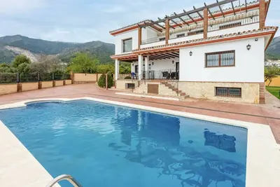 Image de Villa Tranquila con Vistas al mar y la Montaña y a 15 min de la Playa