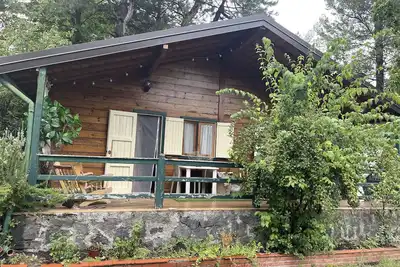Image de Etnabaitemilo. The Rose. . . beautiful chalet on Etna