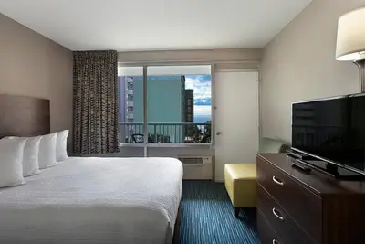 Image de ·Tropical Essence Awaits Your Arrival at the Dunes Pool View Mini Suite 3rd Floor·