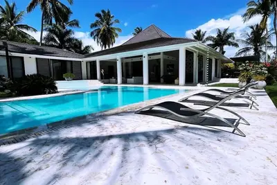 Image de Villa Chiara las cerezas Casa de Campo 4habitaciones con piscina privada