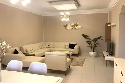 Image de Modern Two Bedroom Apartment, 5 minutes from the Golden beach and Hotels