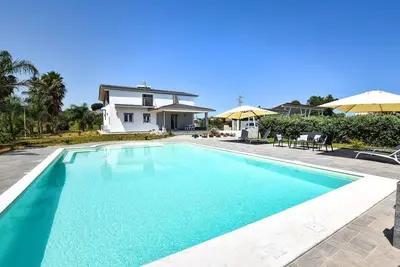 Image de Superbe maison à Partinico avec Wi-Fi