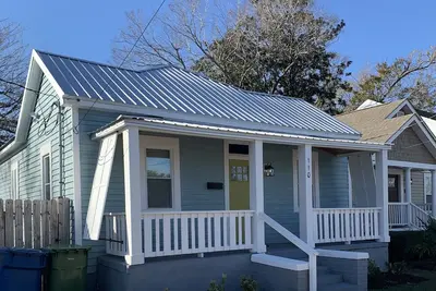 Image de Downtown Wilmington Retreat in Soda Pop District! Pet Friendly.