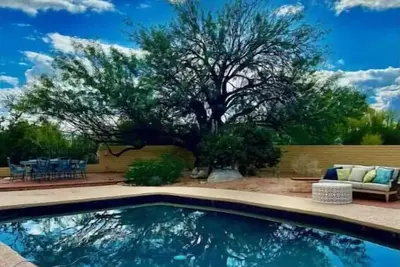 Image de Gated Upscale Catalina Foothills Adobe