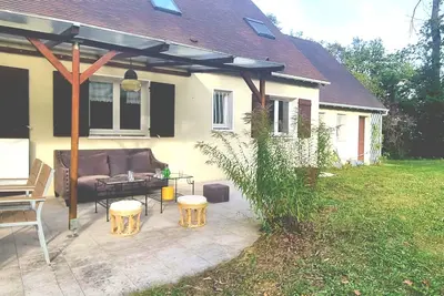 La Maison du Diplo : forêt, sentiers et grimpe