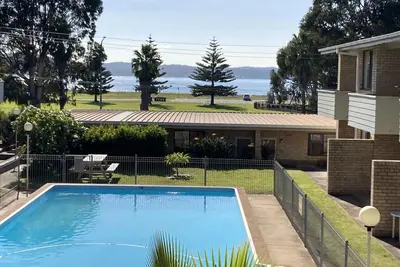 Image de Beachfront Batemans Bay-Batehaven Nsw\n2 bedroom apartment, pool, free parking