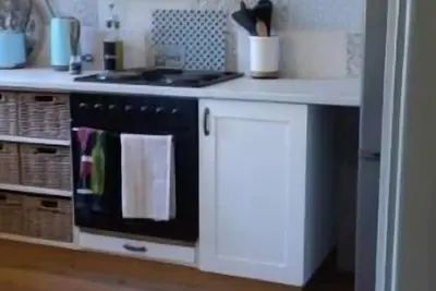 Image de Overlooking the sea and the mountains in a tranquil setting for r&r.