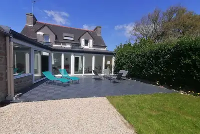 Image de Maison entièrement rénovée, à 600m de la mer ideale pour passer de bons moments!