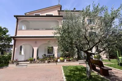 Image de Three-room apartment for groups or families near the center of Umag