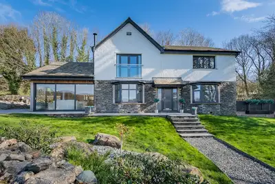 Image de Broom Hill, Luxury home with Swim Spa - sleeps 8