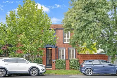 Image de Elwood Elegance by the Beach