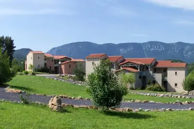 Image de Studio avec kitchenette et belle vue