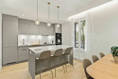 Image de Stylish and Modern Apartment
