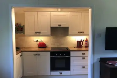 Image de All yours Bright & airy cosy 1 bedroom apartment situated in its own woodland