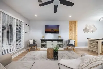Image de Serene Midtown Apartment: 8 mi to Ft Moore