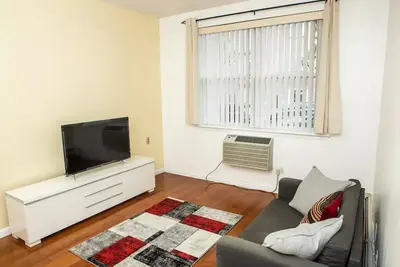 Image de Cozy 1 Bedroom Apartment in the heart of Astoria