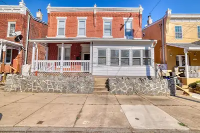 Image de Beautiful spacious sanctuary in Philadelphia.