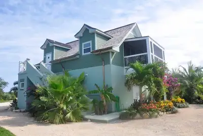 Image de The Crab House On Sunset Beach with Mooring\n\n