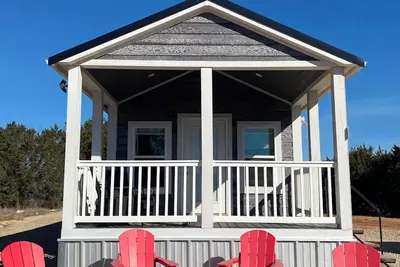 Image de Tiny Home Escape on 48 Acres -Near Rocker B Ranch in Graford, Texas -Fire Pit