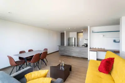 Image de Cozy apartment near all the amazing places Bogota has to offer.