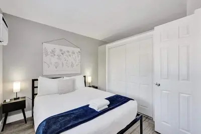 Image de Urban Escape 1br Near Las Olas with  Pool