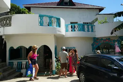 Image de Upstairs Room with Terrace at RobinHood guesthouse