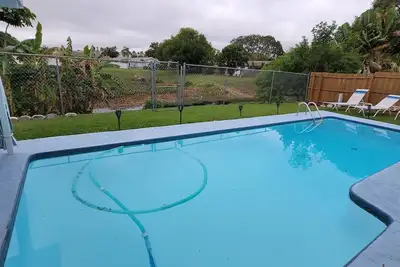 Gulf Coast Get-Away! Heated pool, sleeps 10! 69th