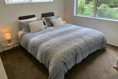 North Shore Stylish, Private & Immaculate Haven