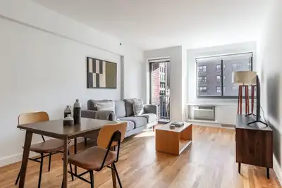Image de Bright Chelsea 1br w/ Doorman & Gym, nr Flatiron, by Blueground