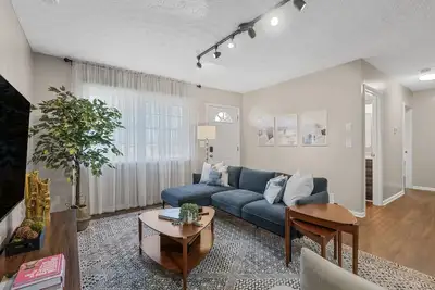 Image de Stylish Family Escape with Game Room Close to Columbus Hotspots