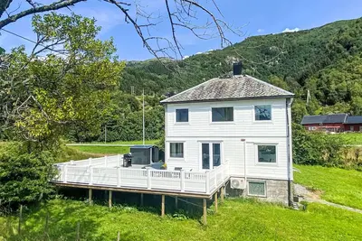 Image de Maison Sjøtun by Interhome