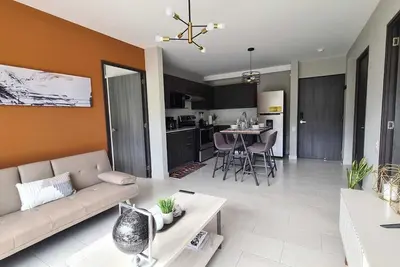 Image de Brand New Lux Condo in Avitat
